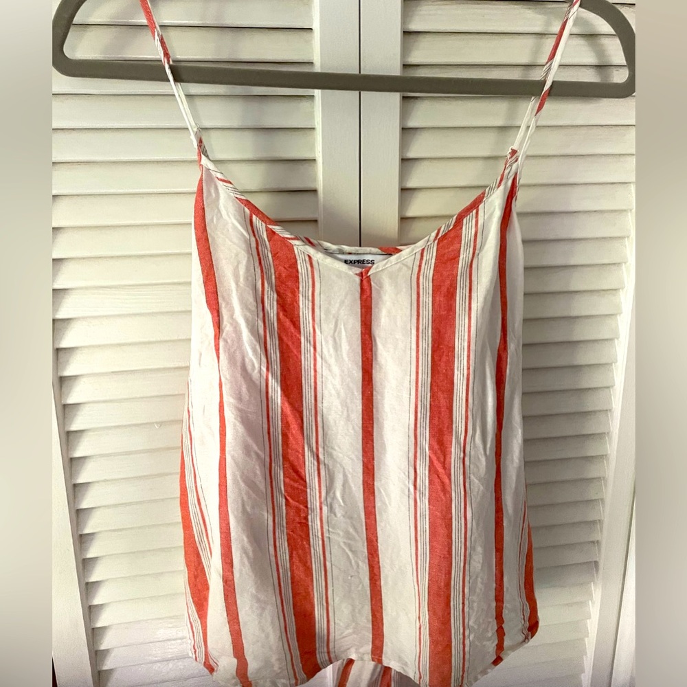 Express -  Light summery top with back tie